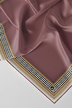 Twill Kazayak Bordür Desenli Gül Kurusu Renkli 90x90 Eşarp (İpek İçermez) Kenar Dikiş Şekli El Dikişli