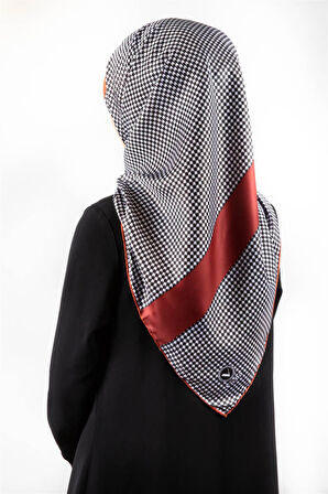 Twill Kazayaklı Şerit Desenli Taba Renkli 90x90 Eşarp (İpek İçermez) Dikim Şekli : El Dikişi