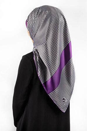 Twill Kazayaklı Şerit Desenli Mor Renkli 90x90 Eşarp (İpek İçermez) Dikim Şekli : El Dikişi