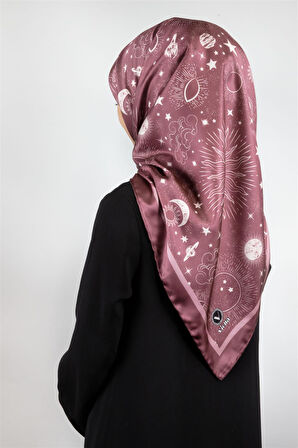 Twill Galaksi Desenli Gül Kurusu Renkli 90x90 Eşarp (İpek İçermez) Dikim Şekli : El Dikişi