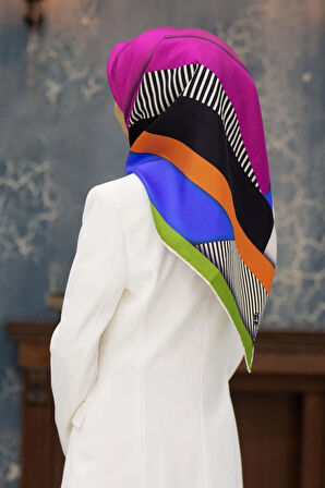 %100 Twill Renk Bloklu Çizgili Desenli Fuşya - Saks Renkli 90x90 Eşarp Dikim Şekli: El Dikişii