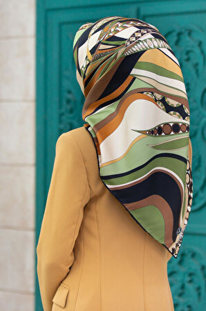 100% Twill Etnik Yaprak Desenli Haki Renkli 90x90 Dikim Şekli : El Dikişi Eşarp
