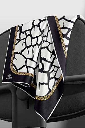 %100 Twill Taş Desenli Krem - Siyah Renkli 90x90 Eşarp Dikim Şekli: El Dikişi