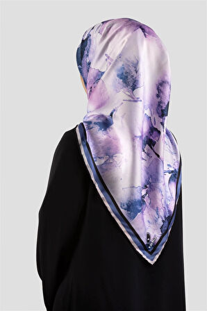 Rayon Sulu Boya Çiçek Desenli İndigo - Pembe Renkli 90x90 Dikim Şekli : El Dikişi Eşarp (İpek İçermez)