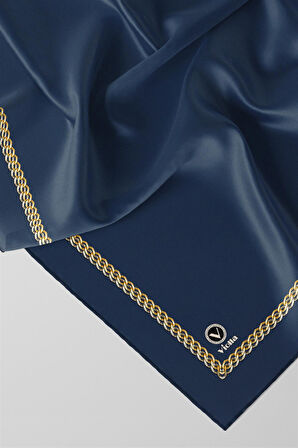 Twill Kenar Motifi Zincir Desenli Düz İndigo Renkli 90x90 Dikim Şekli : El Dikişi Eşarp (İpek İçermez)