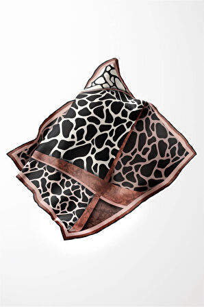 Twill Taş Desenli Bakır Renkli 90x90 Eşarp (İpek İçermez)Kenar Dikiş Şekli El Dikişli