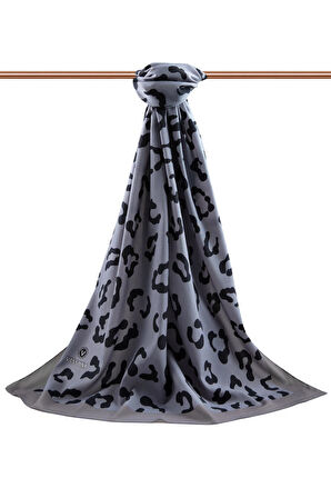 LÜKS MEDİNE İPEĞİ LEOPAR DESENLİ GÜMÜŞ RENKLİ 75X195 KIRIŞMAZ ŞAL MOSS KREP DİKİŞ TİPİ İTALYAN DİKİŞLİ