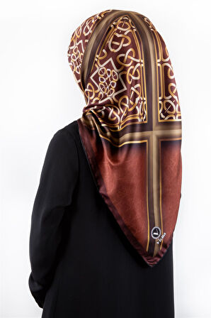 Twill Gold Çerçeveli Barok Desenli Taba Renkli 90x90 Eşarp (İpek İçermez) Kenar Dikiş Şekli El Dikişli