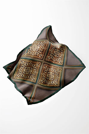 Twill Gold Çerçeveli Barok Desenli Zümrüt Yeşili Renkli 90x90 Eşarp (İpek İçermez) Kenar Dikiş Şekli El Dikişli