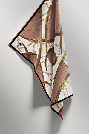 Twill Kemer ve Zincir Desenli Pudra Renkli 90x90 Eşarp (İpek İçermez) Kenar Dikiş Şekli El Dikişli