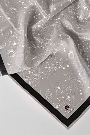 Twill Galaksi Desenli Gri Renkli 90x90 Eşarp (İpek İçermez) Kenar Dikiş Şekli El Dikişli