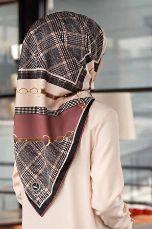 Twill Kemer ve Zincir Detaylı Ekose Desenli Gül Kurusu Renkli 90x90 Eşarp (İpek İçermez) Kenar Dikiş Şekli El Dikişli