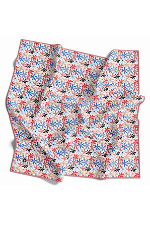 Twill Renkli Çiçek Desenli Pudra - Bebe Mavisi Renkli 90x90 Eşarp (İpek İçermez) Kenar Dikiş Şekli El Dikişli