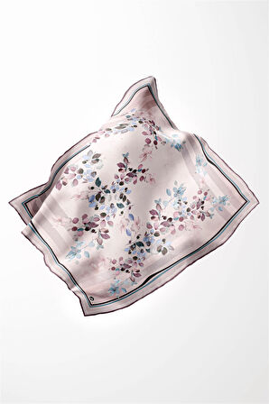 Twill Çiçek Desenli Mor Renkli 90x90 Eşarp (İpek İçermez) Kenar Dikiş Şekli El Dikişli