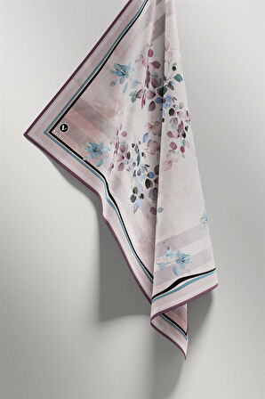 Twill Çiçek Desenli Mor Renkli 90x90 Eşarp (İpek İçermez) Kenar Dikiş Şekli El Dikişli