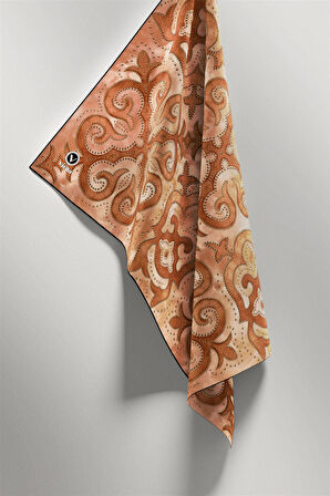 Twill Barok Desenli Taba Renkli 90x90 Eşarp (İpek İçermez) Kenar Dikiş Şekli El Dikişli