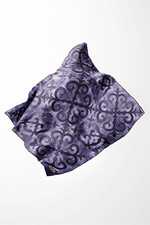 Twill Barok Desenli Lacivert Renkli 90x90 Eşarp (İpek İçermez) Kenar Dikiş Şekli El Dikişli