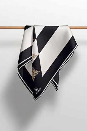 %100 Twill İpek Geometrik ve Barok Desenli Siyah - Krem Renkli 90x90 Eşarp Dikim Şekli : El Dikişi