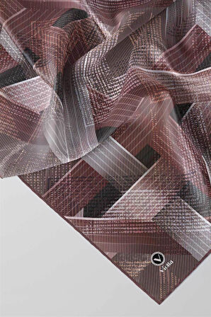 Twill Dokulu Geometrik Desenli Pudra Renkli 90x90 Eşarp (İpek İçermez) Kenar Dikiş Şekli El Dikişli