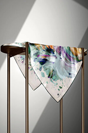 %100 Twill İpek Fırça Darbesi Desenli Su Yeşili - Turuncu Renkli 90x90 Eşarp Dikim Şekli : El Dikişi