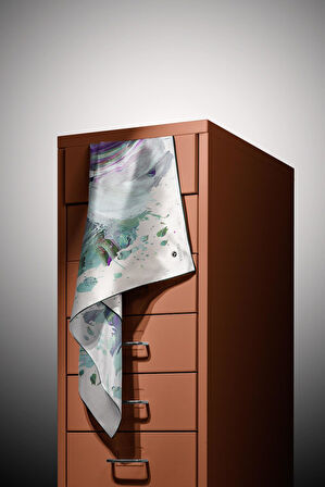 %100 Twill İpek Fırça Darbesi Desenli Su Yeşili - Turuncu Renkli 90x90 Eşarp Dikim Şekli : El Dikişi