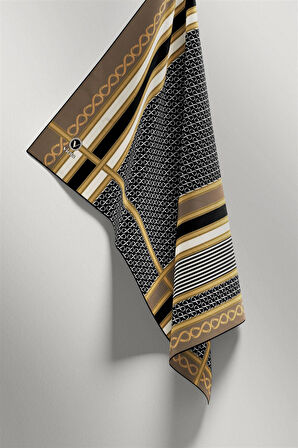 Twil Geometrik Desenli Bej Renkli 90x90 Eşarp (İpek İçermez) Dikim Şekli : El Dikişi