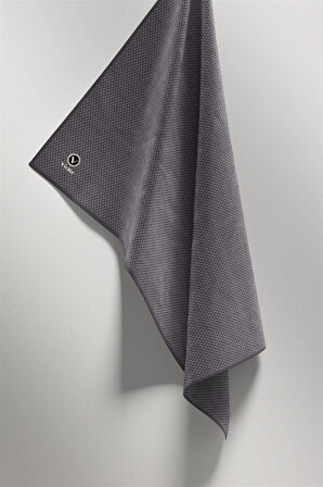 Twill Dokulu Düz Renk Desenli Gri Renkli 90x90 Eşarp (İpek İçermez) Kenar Dikiş Şekli El Dikişli