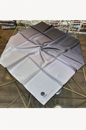 Kristal Degrade Desenli Gümüş Renkli 90x90 Eşarp (İpek İçermez) Kenar Dikiş Şekli El Dikişli