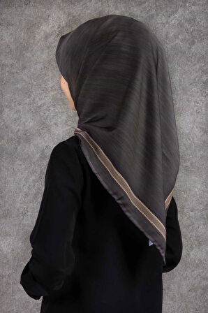 Twill Efektli Bordür Desenli Sütlü Kahve Renkli 90x90 Eşarp (İpek İçermez) Dikim Şekli : El Dikişi