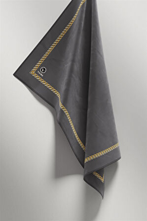 Twill Kenar Motifi Zincir Desenli Füme Renkli 90x90 Dikim Şekli : El Dikişi Eşarp (İpek İçermez)