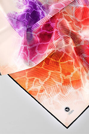 Twill Degradeli Ve Zürafa Desenli Taba Renkli 90x90 Eşarp (İpek İçermez) Kenar Dikiş Şekli El Dikişli