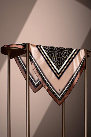 %100 Twill İpek Gold Halka Desenli Bej - Kahverengi Renkli 90x90 Eşarp Dikim Şekli : El Dikişi