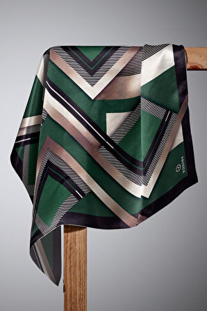 %100 Twill İpek Zebra Desenli Zümrüt Yeşili - Siyah Renkli 90x90 Eşarp Dikim Şekli : El Dikişi