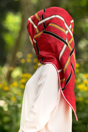 %100 Twill İpek Gold Şeritli Monogram Desenli Kırmızı - Gold Renkli 90x90 Eşarp Dikim Şekli : El Dikişi