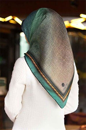 Vissona Tivil İpek Eşarp 8409 - 9 - 0039 Petrol Yeşili Armürlü Desen