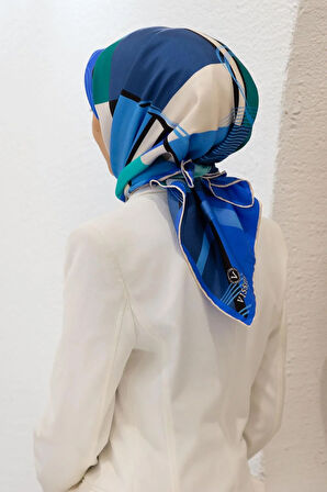 %100 Twill İpek Geometrik Desenli Saks - Mint Yeşili Renkli 90x90 Eşarp Dikim Şekli : El Dikişi