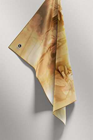 Twill Batik Çiçek Desenli Hardal Renkli 90x90 Eşarp (İpek İçermez) Kenar Dikiş Şekli El Dikişli