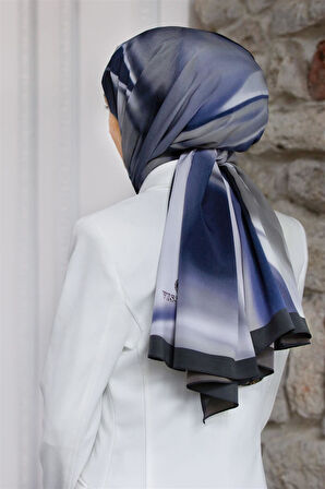 LÜKS MEDİNE İPEĞİ DALGA DESENLİ GRİ - İNDİGO RENKLİ 75X195 KIRIŞMAZ EŞARP MOSS KREP DİKİŞ TİPİ İTALYAN DİKİŞLİ