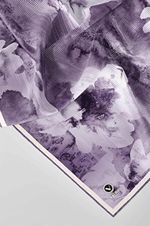 Twill Batik Desenli Lila Renkli 90x90 Eşarp (İpek İçermez) Dikim Şekli : El Dikişi