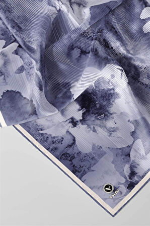 Twill Batik Desenli Bebe Mavisi Renkli 90x90 Eşarp (İpek İçermez) Dikim Şekli : El Dikişi