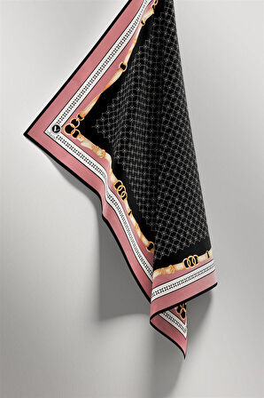 Twill Kemerli ve Çıtır Motifli Desenli Pudra Renkli 90x90 Eşarp (İpek İçermez) Dikim Şekli : El Dikişi