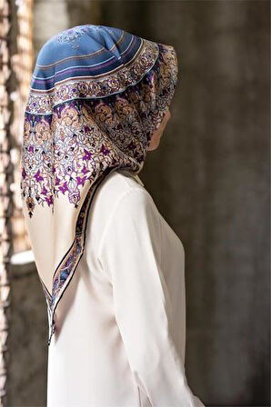 Vissona Twill İpek Eşarp 17547 - 8 - 0031 Çivit Mavisi Etnik Desen