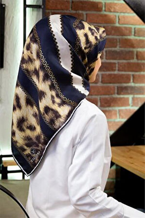 Vissona Tivil İpek Eşarp 17065 - 12 - 0033 - 0003 Lacivert Leopar Desen