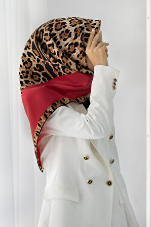 %100 Twill İpek Leopar Desenli Kırmızı Renkli 90x90 Eşarp Dikim Şekli : El Dikişi