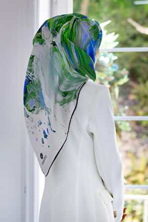 %100 Twill İpek Fırça Darbesi Desenli Saks - Zümrüt Yeşili Renkli 90x90 Eşarp Dikim Şekli : El Dikişi