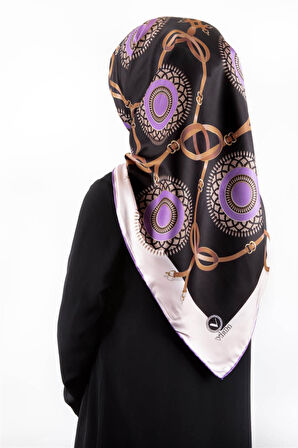Twill Kemerli Ve Geometrik Desenli Lila Renkli 90x90 Eşarp (İpek İçermez) Kenar Dikiş Şekli El Dikişli