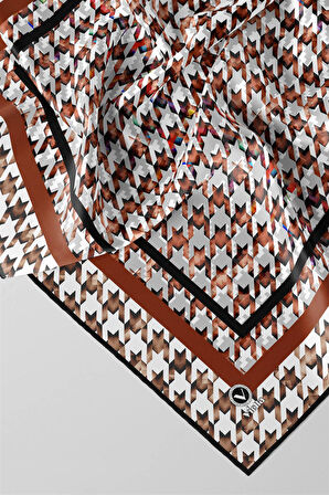 Twill Kazayağı Desenli Taba Renkli 90x90 Eşarp (İpek İçermez) Kenar Dikiş Şekli El Dikişli