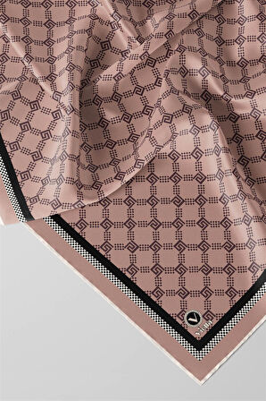 Twill Minik Motifli Geometrik Desenli Pudra Renkli 90x90 Eşarp (İpek İçermez) Dikim Şekli : El Dikişi