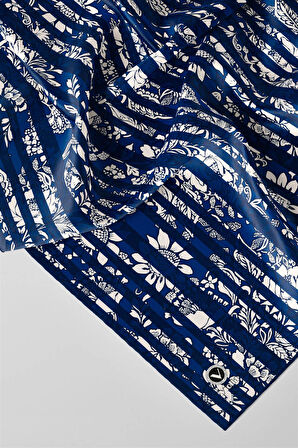 Twill Batik Şal Desenli Lacivert Renkli 90x90 Eşarp (İpek İçermez) Kenar Dikiş Şekli El Dikişli