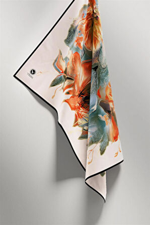 Twill Çiçek Desenli Turuncu Renkli 90x90 Eşarp (İpek İçermez) Kenar Dikiş Şekli El Dikişli